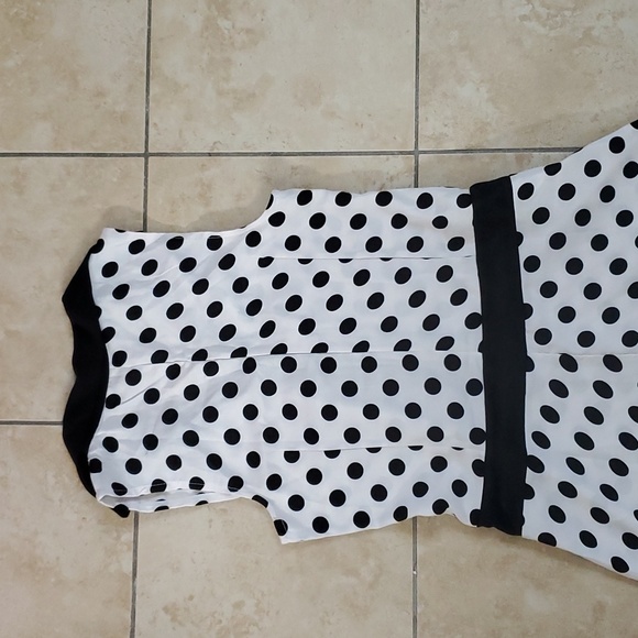 Black & White Sleeveless Polka-dot Summer Dress size M Collared Neck w/ Buttons - Picture 7 of 15